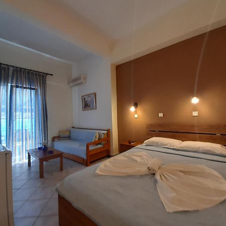 Paraga Rooms Pefkari Rom bilde