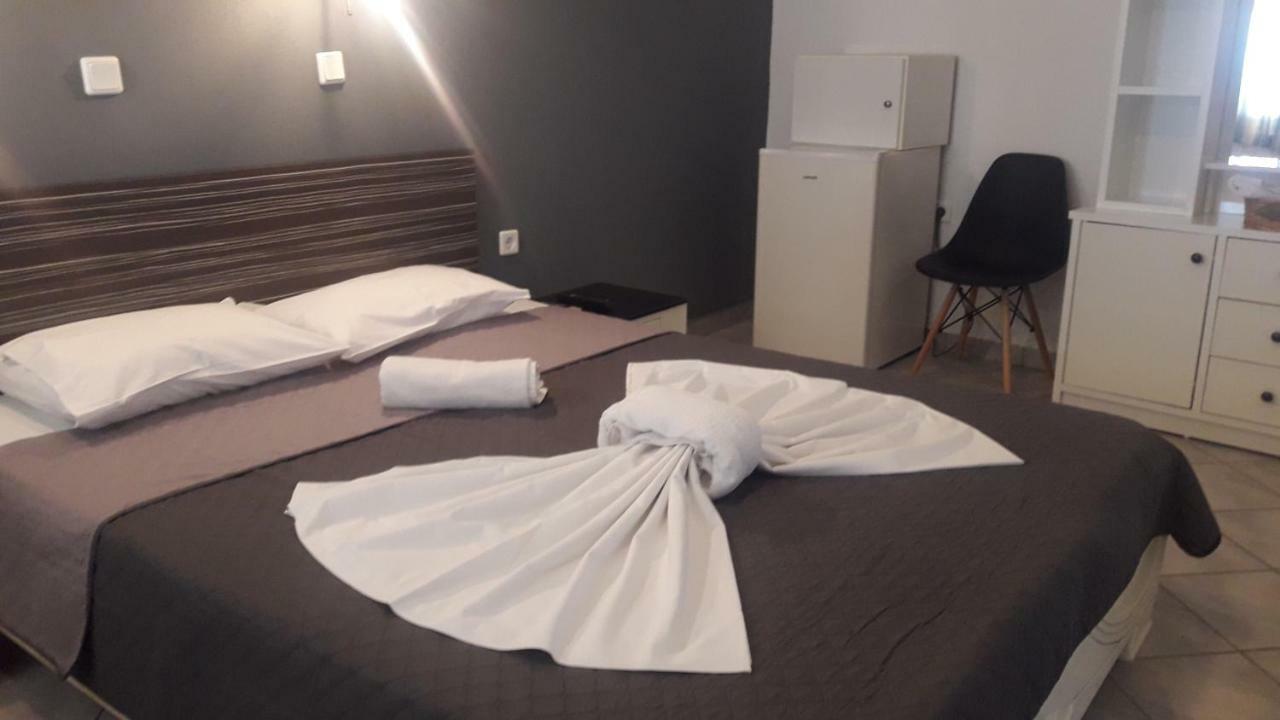 Paraga Rooms Pefkari Eksteriør bilde